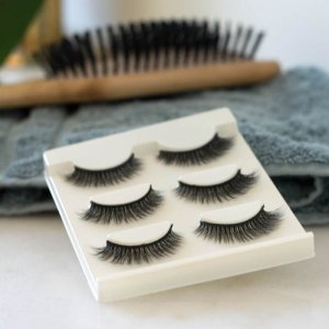 Natural fake-lashes (3 pairs)