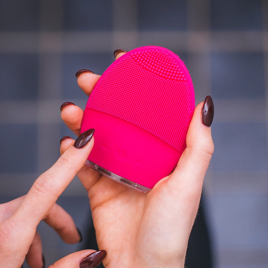 Electric Facial Cleansing Brush - Sonic